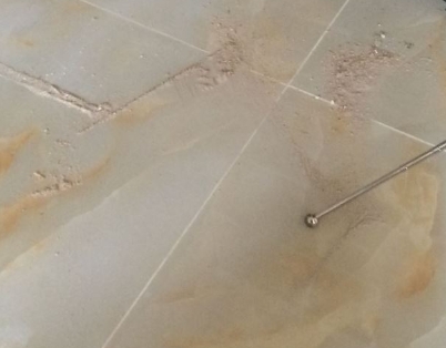 双牌瓷砖空鼓维修公司分享粘合剂选择不当在瓷砖铺贴过程中可能导致以下问题